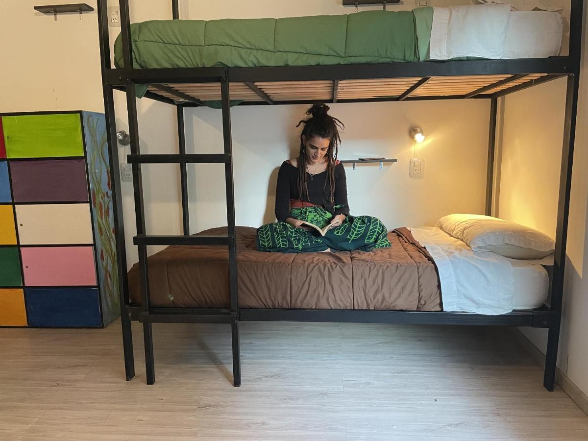Хостел Roots Backpackers Рада-Тильи Экстерьер фото